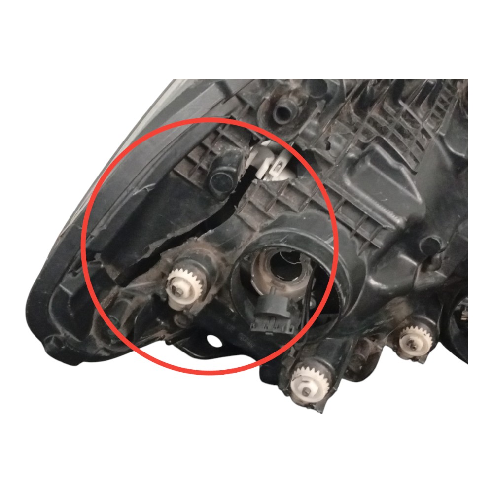 Farol Dianteiro Direito Gol Voyage G6 2013 2016 Detalhes Direito/passageiro 3
