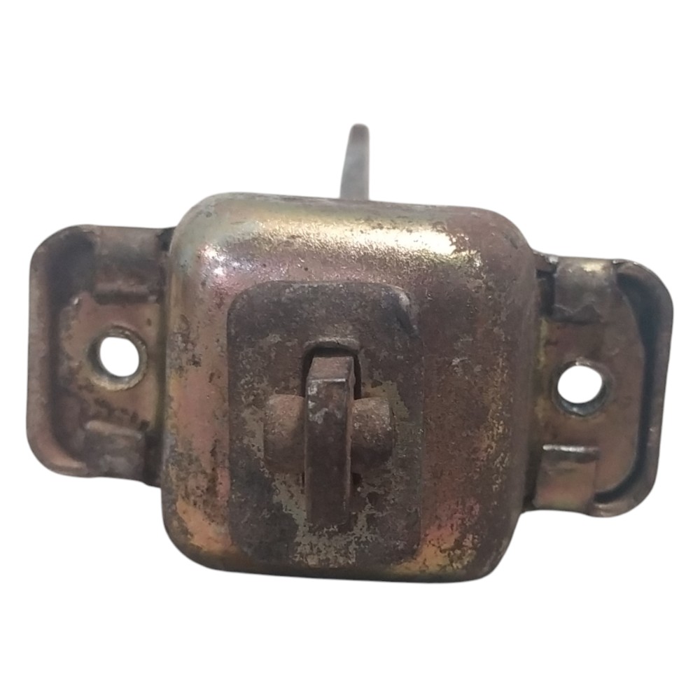Limitador Porta Dianteira Esquerda Corsa 94 99 2001 A 2004 4