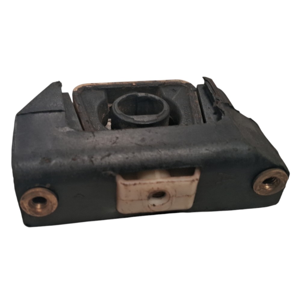 Suporte Coxim Inferior Radiador Fox Gol Saveiro G5 2008 2013 4
