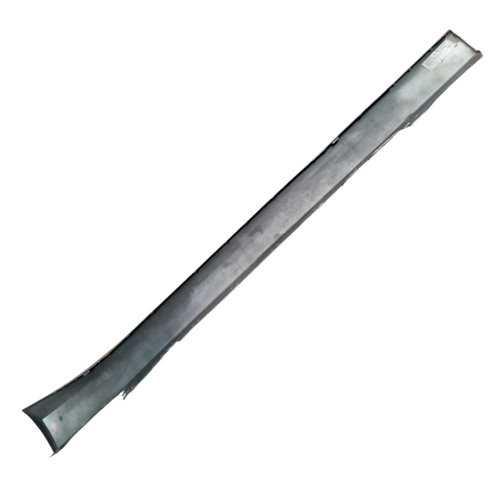 Spoiler Lateral Esquerdo Bmw 116 118 120 2013 A 2019 Detalhe 3
