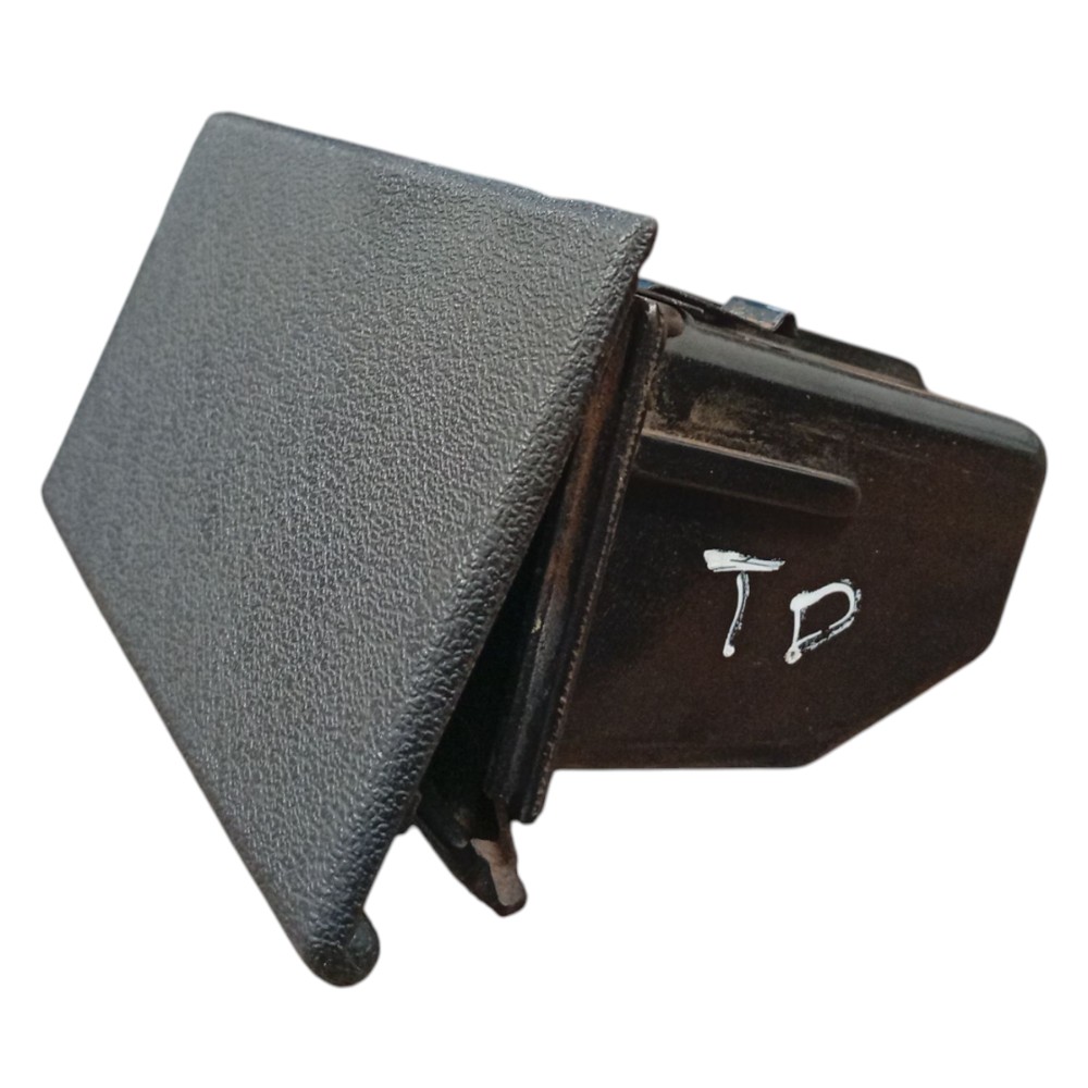 Cinzeiro Porta Traseira Direita Gm Omega 93 95 96 98 Detalhe 2