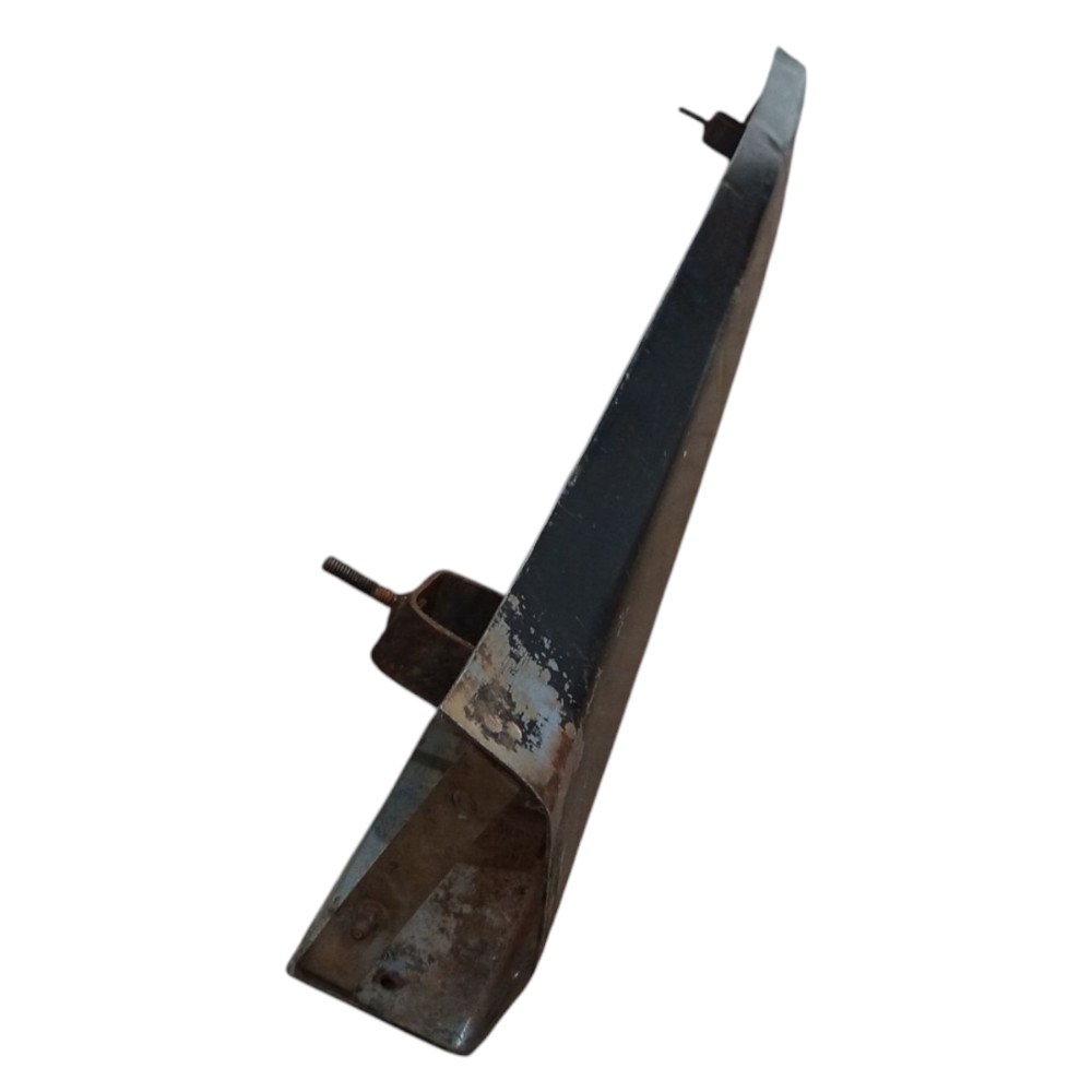 Moldura Milha Parachoque Traseiro Volkswagen Voyage 81 83 86 4