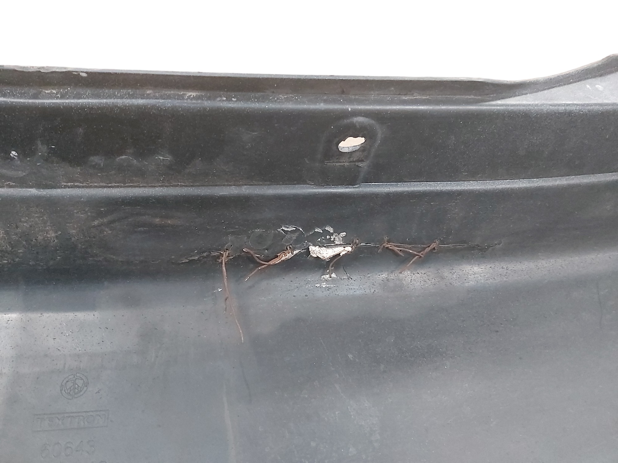 Moldura Milha Parachoque Traseiro Palio 2004  2012 Detalhe Preto Ambos Os Lados 8
