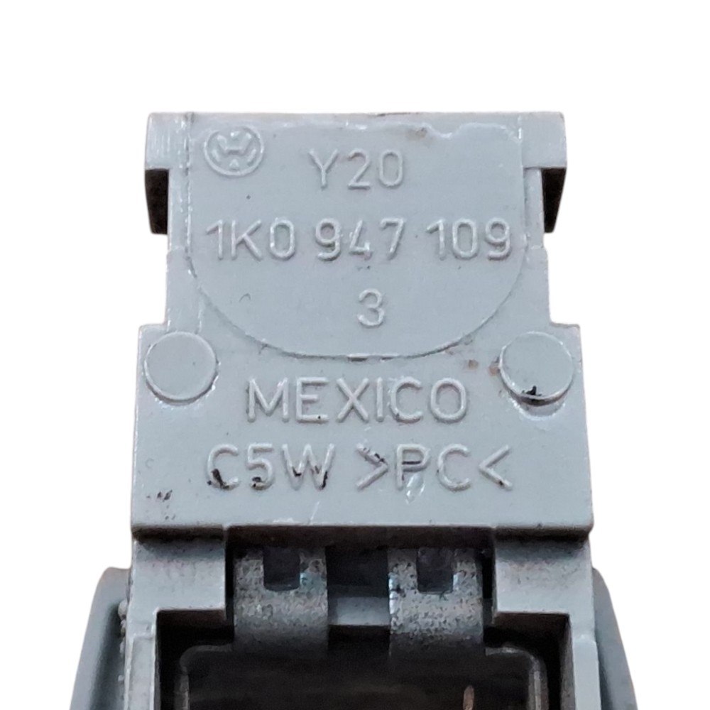 Luz Teto Cortesia Gol Polo Saveiro Jetta Golf 0886400 2
