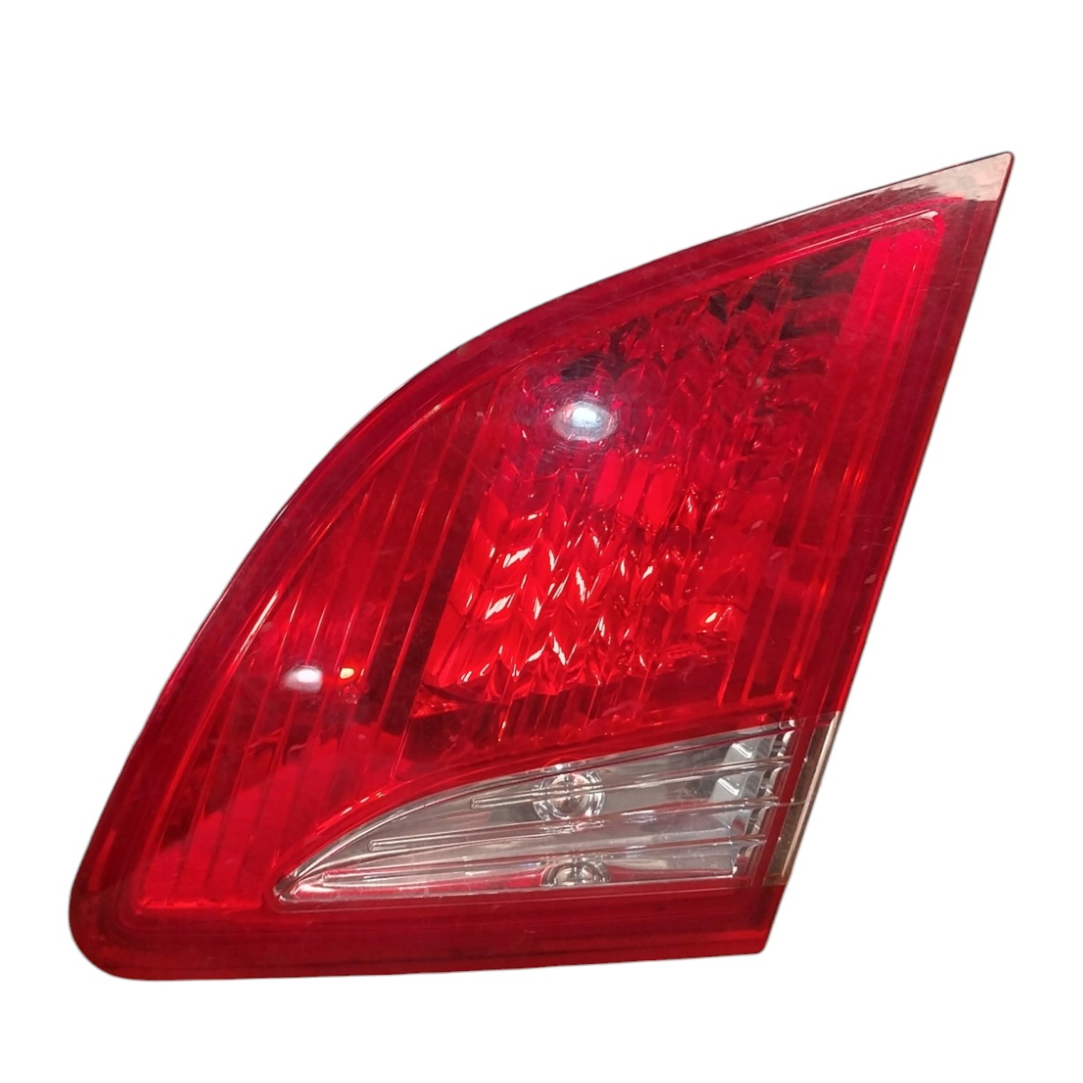 Lanterna Tampa Traseira Direita Peugeot 408 2012 2015 A 2019 Direito/passageiro Vermelho/transparente