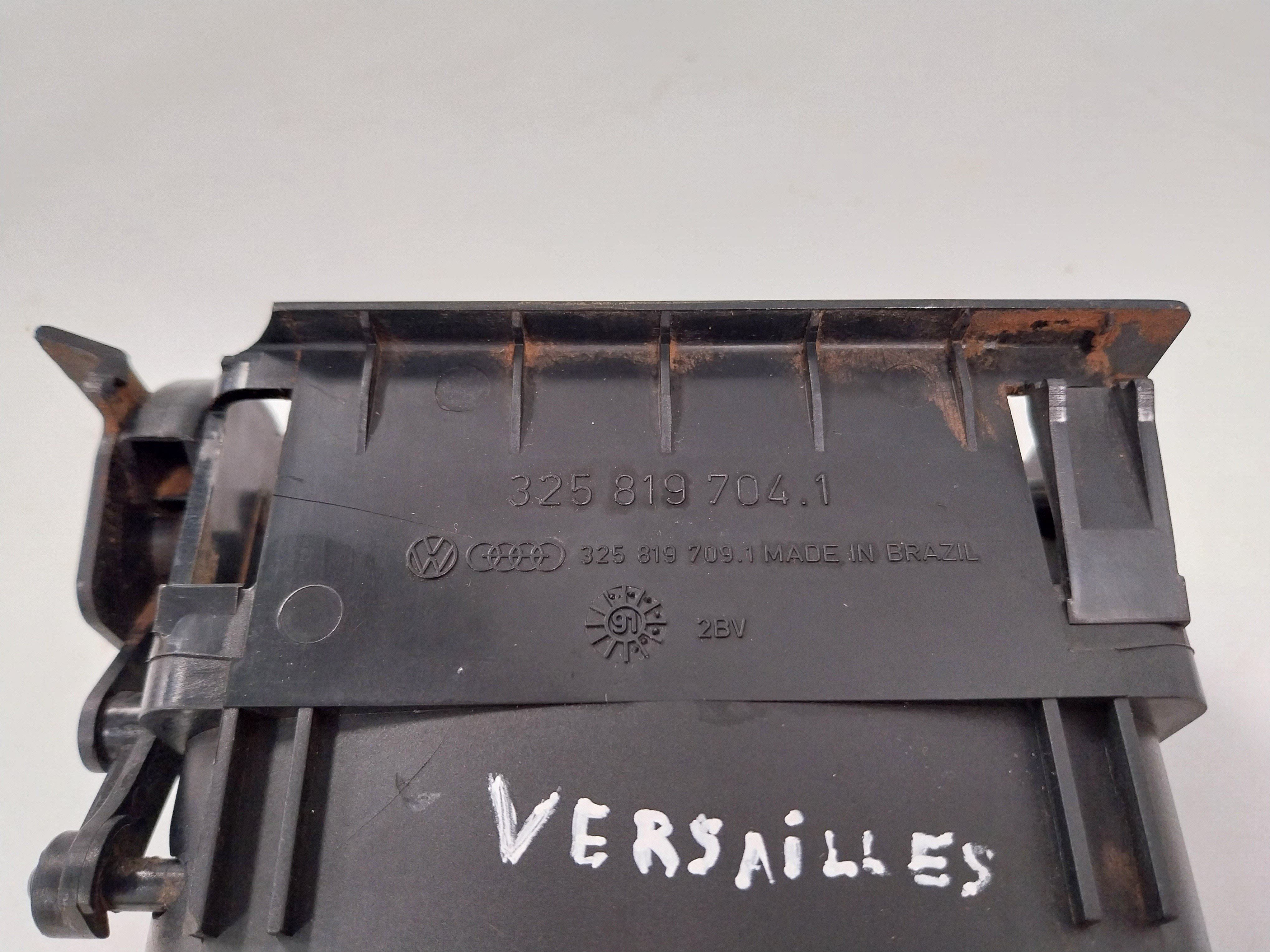 Moldura Difusor Ar Versailles 92 93 94 95 96 Santana 8