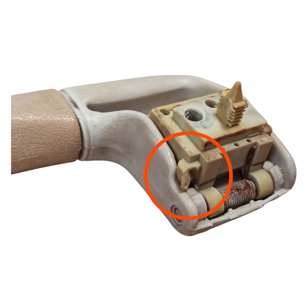 Puxador Alça Teto Pqp Omega 93 94 95 96 97 98 99 Detalhe Branco 2