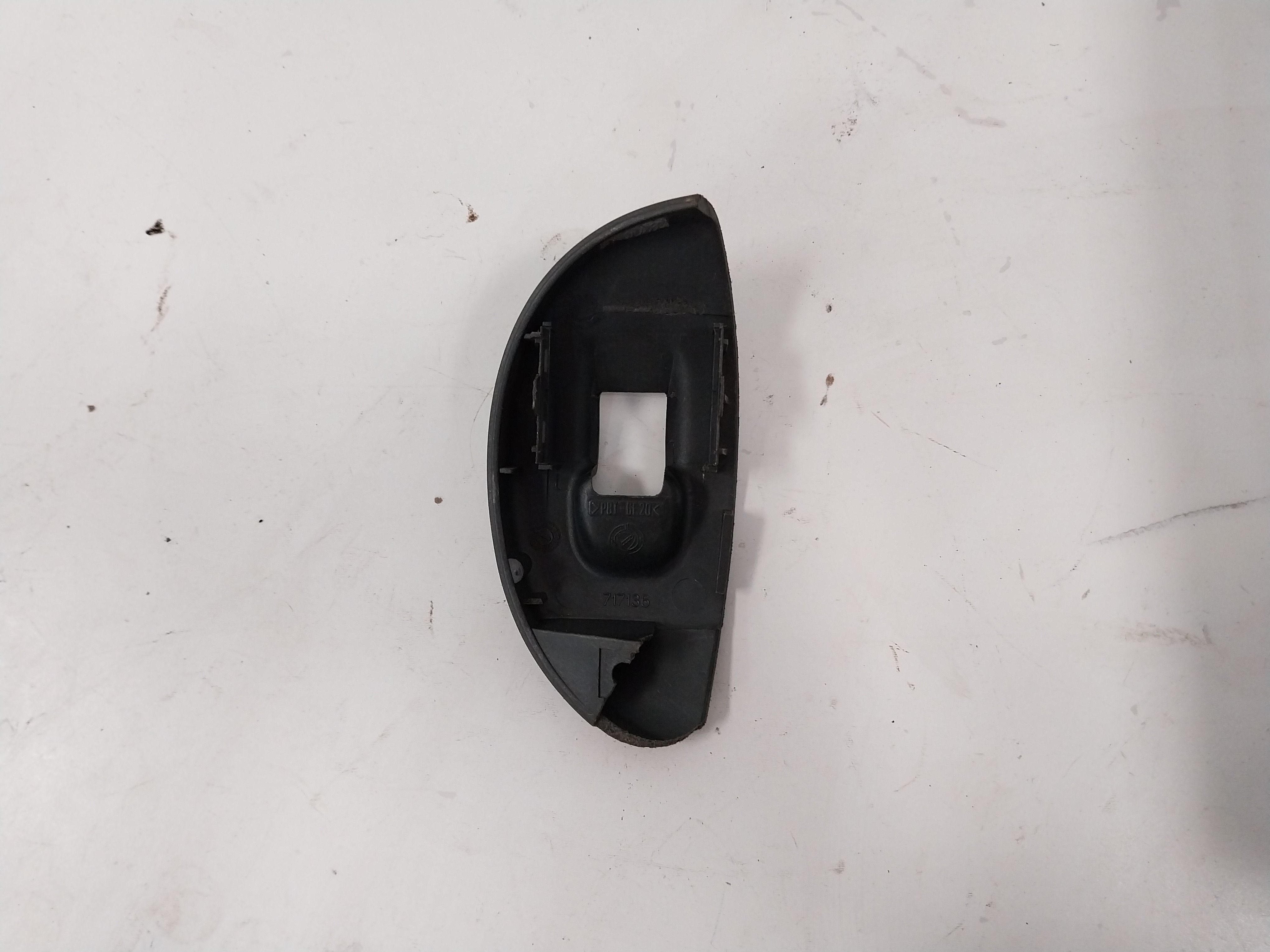 Moldura Botão Vidro Direito Dianteiro Fiat Palio 1996 A 2005 2