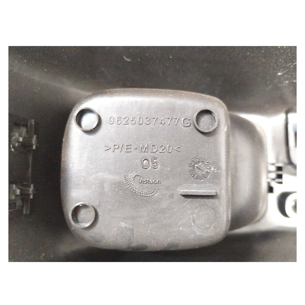 Moldura Console Central Freio Mão Peugeot 206 98 2000 A 2016 3