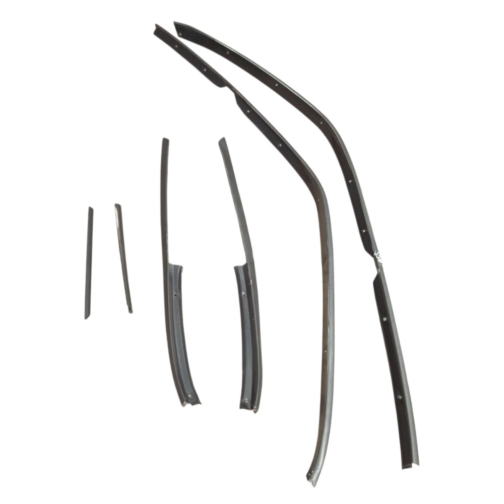 Jogo Friso Moldura Lateral Gm Omega 93 94 95 96 97 98 Preto