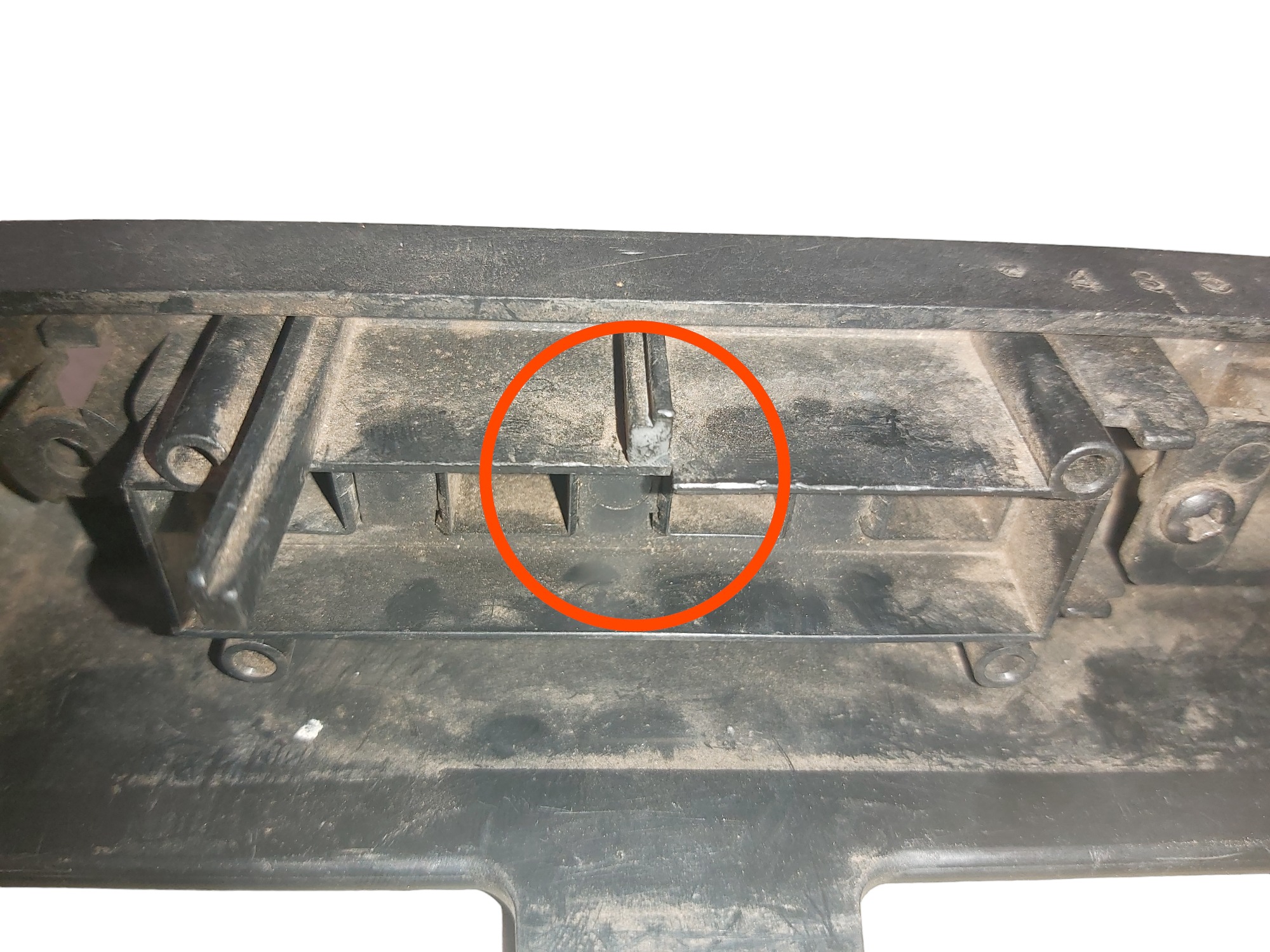 Moldura Acabamento Régua Superior Do Painel Central Fiat Uno 4