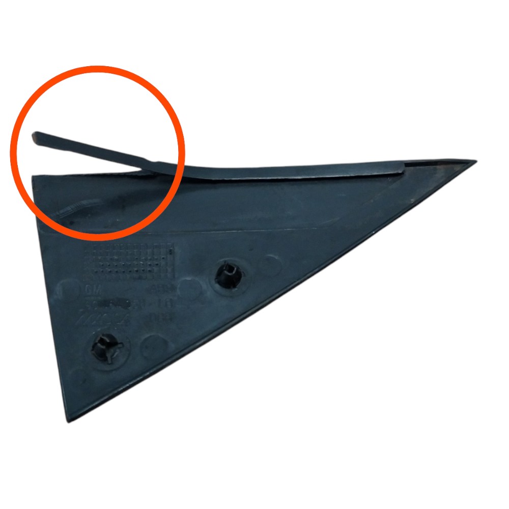Moldura Externa Traseira Direita Vectra 97 99 A 2005 Detalhe 2