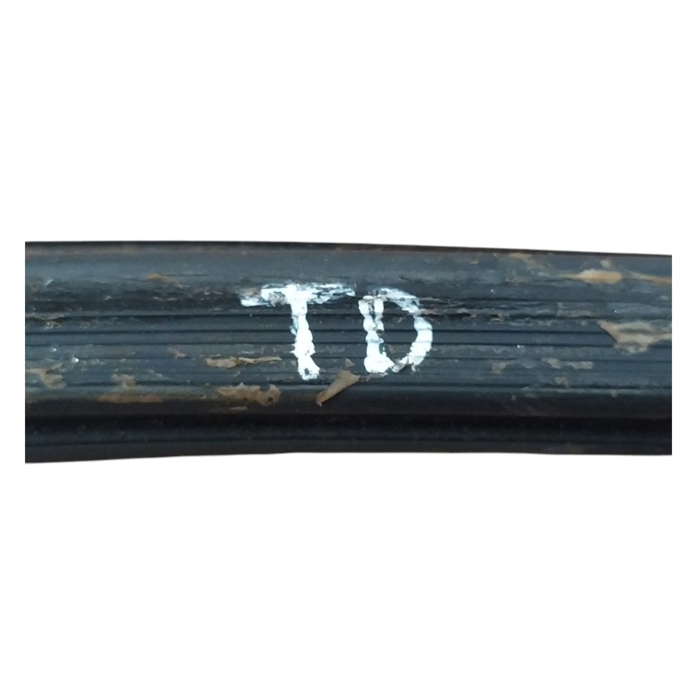Borracha Canaleta Traseira Direita Santana 91 99 2000 A 2006 3