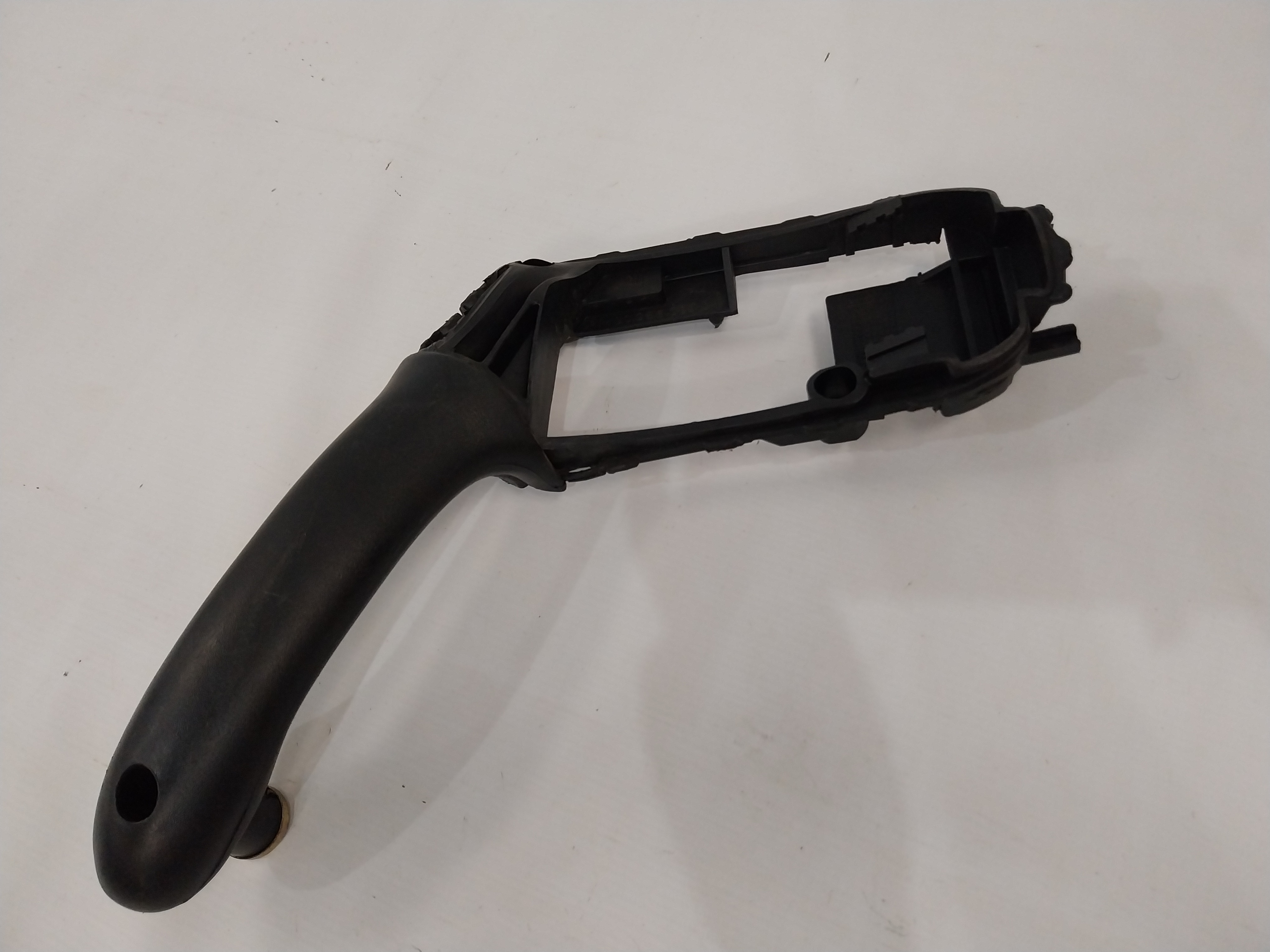 Puxador Interno Dianteiro Esquerdo Corsa Classic 2009 A 2015 Preto Dianteira 2