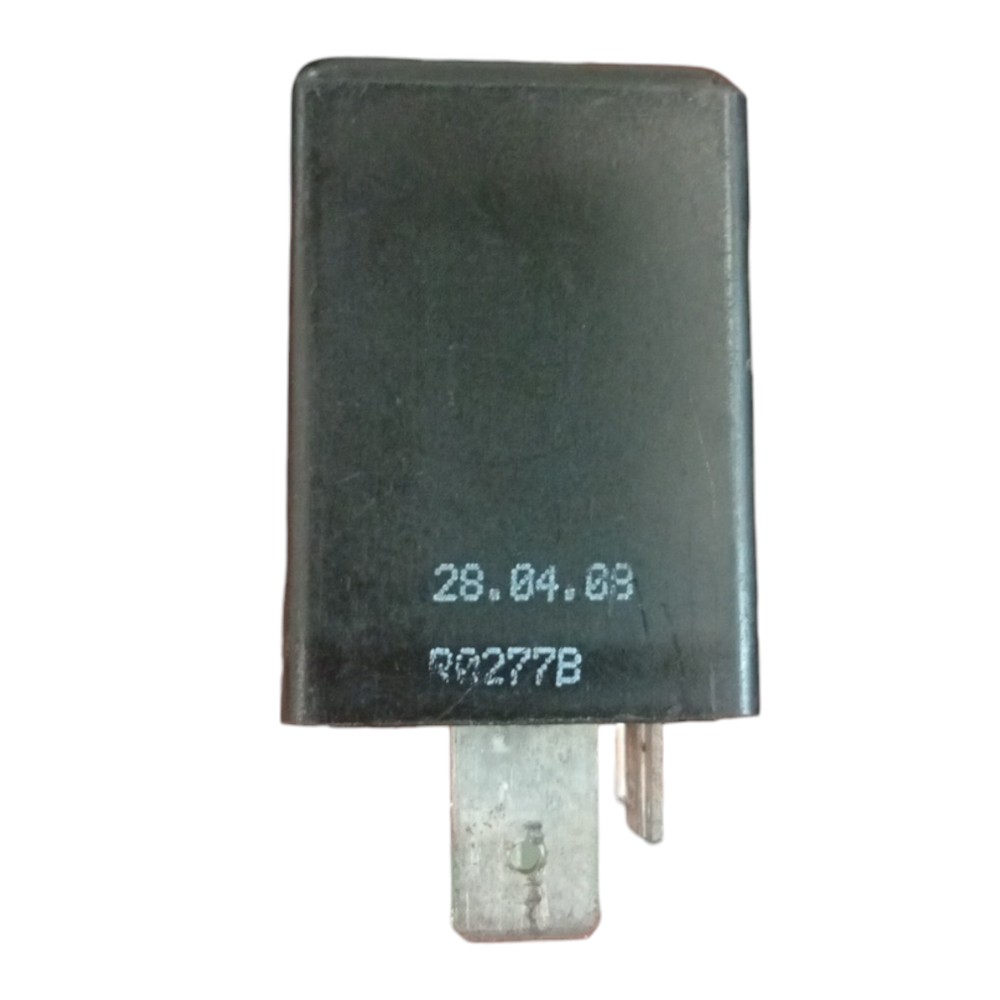 Rele Bomba Combustível Golf Jetta 40a 12v 7t 99 2000 2006 4