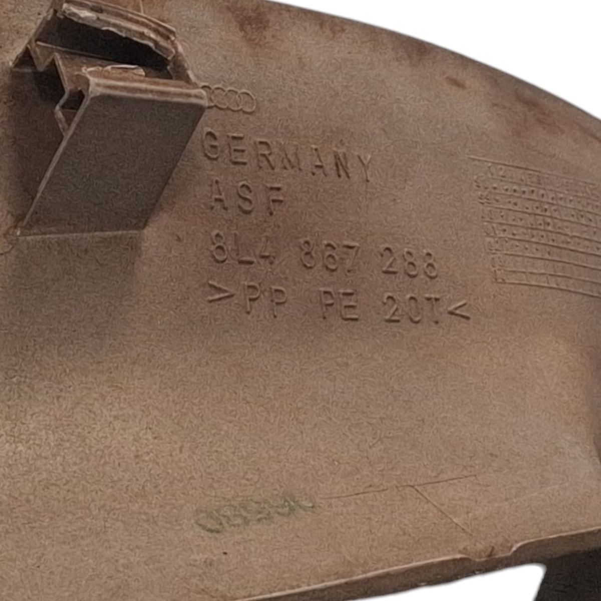 Acabamento Coluna Traseira Direita Audi A3 97 98 2002 A 2006 6