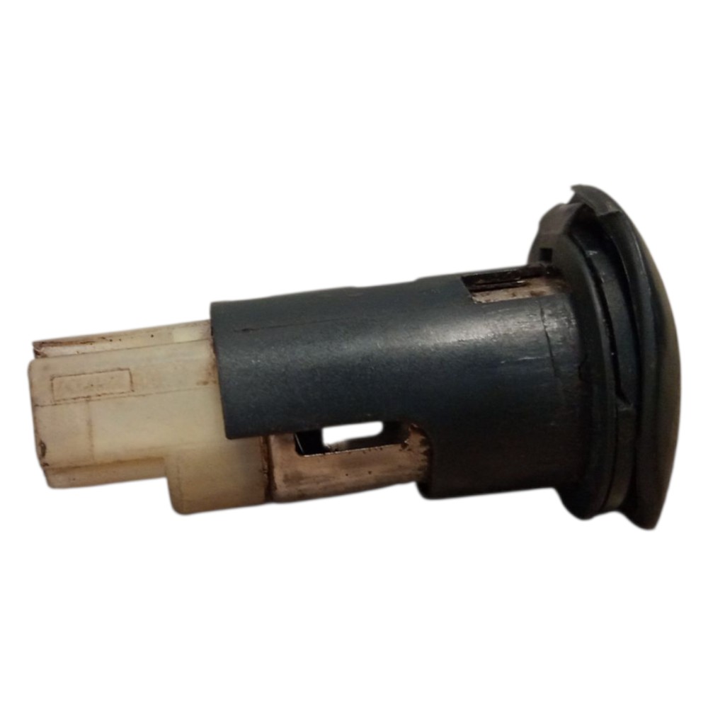 Acendedor Cigarro Peugeot 206 2001 2002 2003 2004 Detalhe 4