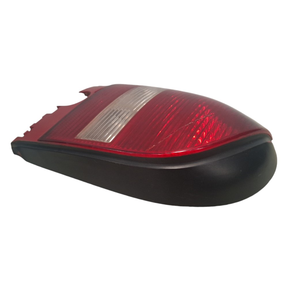 Lanterna Traseira Esquerda Gol G3 99 2000 2002 2005 Detalhe  Esquerdo/motorista Bicolor 8