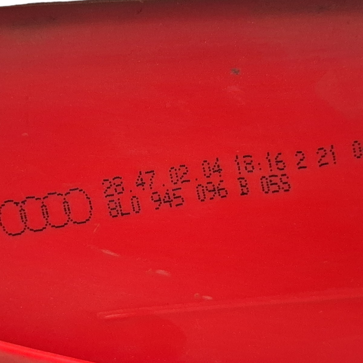 Lanterna Traseira Direita Audi A3 97 98 2001 A 2006 Detalhe  Direito Bicolor 9
