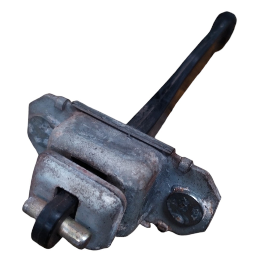 Limitador Porta Traseira Subaru Legacy 94 95 96 97 98 99