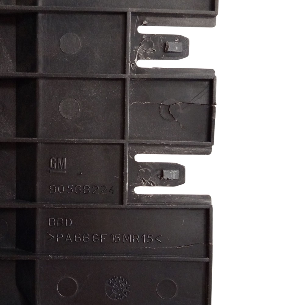 Suporte Caixa Bateria Fusível Vectra 97 98 99 2005 Detalhe 8