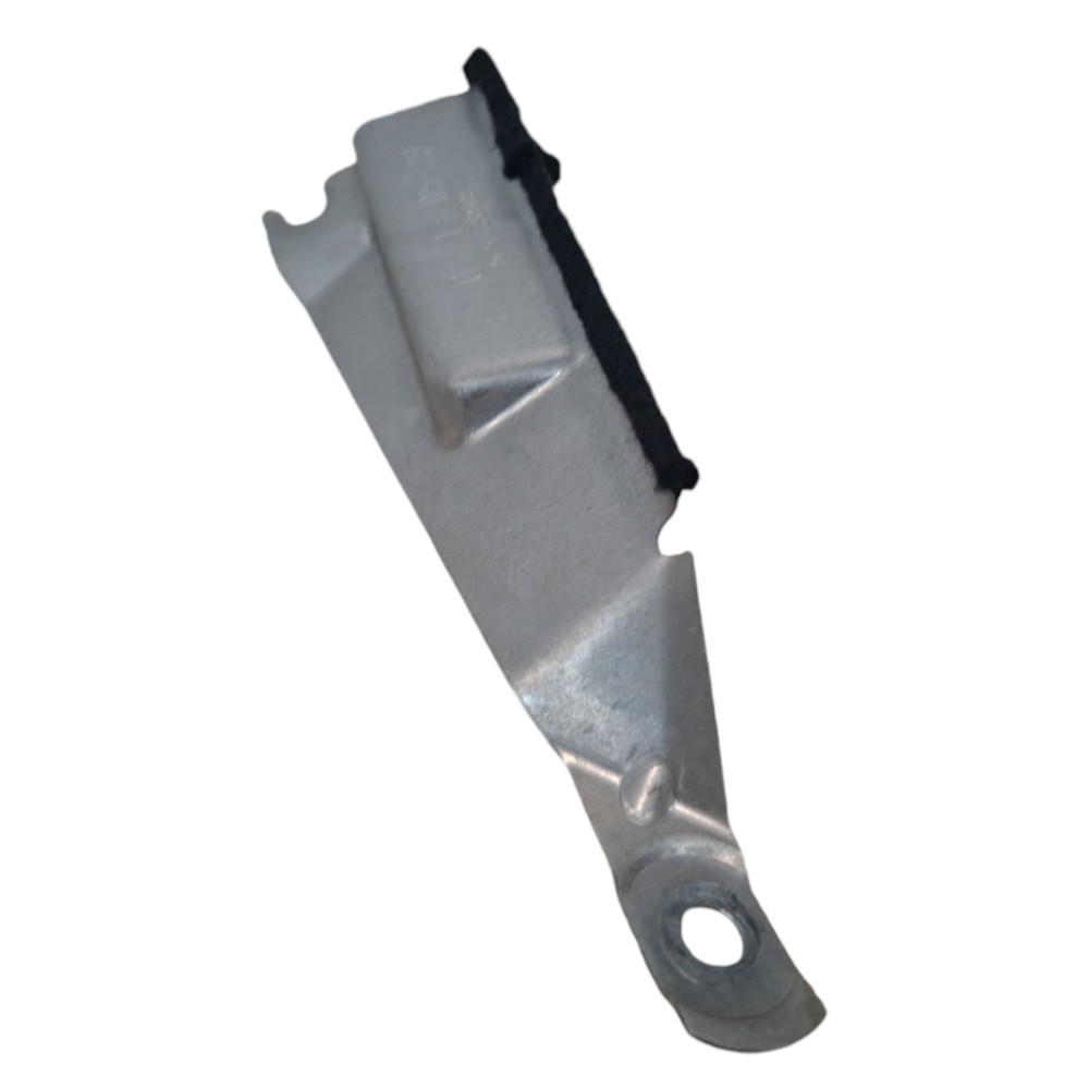 Suporte Esquerdo Forro Tampa Traseira Audi A3 97 98 A 2006 Prata 2
