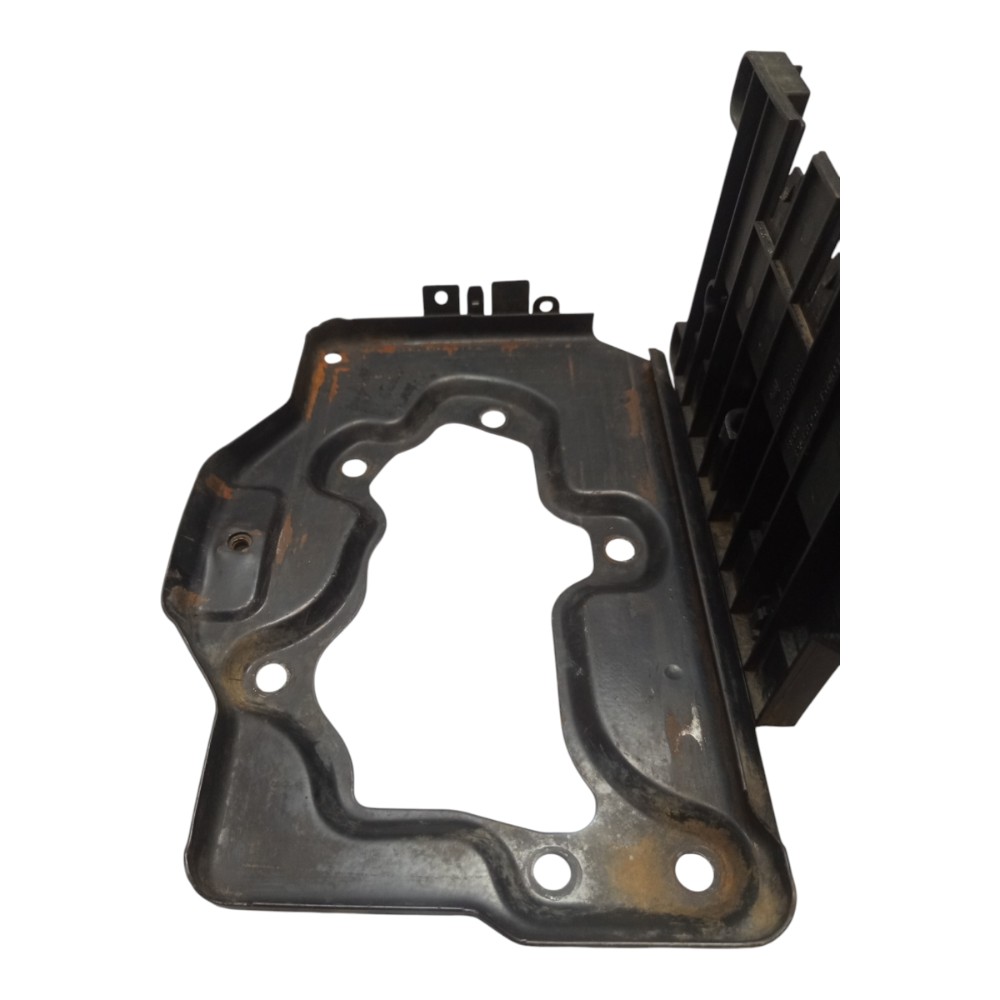 Suporte Caixa Bateria Fusíveis Vectra 97 98 99 2000 2005 4