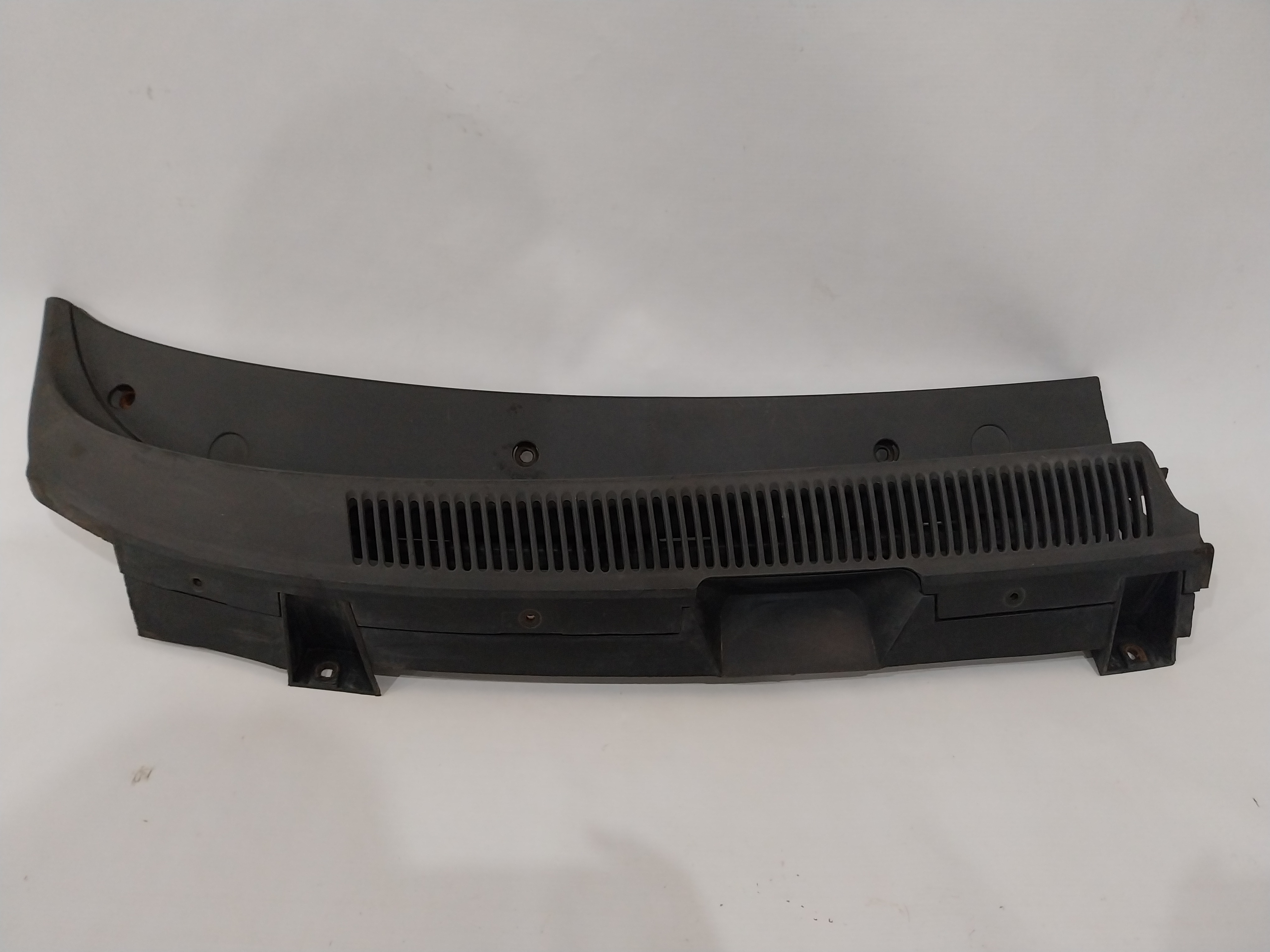 Grade Churrasqueira Parabrisa Direito Ford Ka 99 2000 2003  Preto