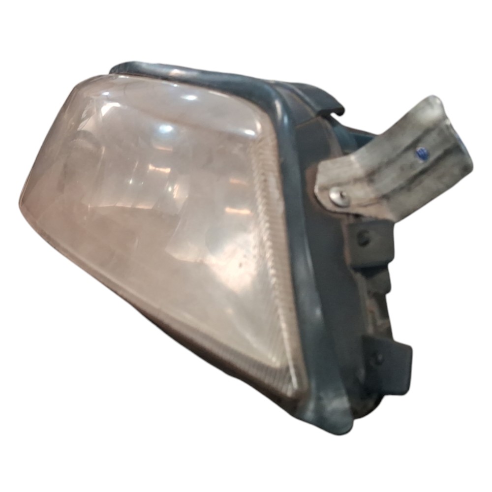Farol Direito Vectra 97 2000 2001 2002 2003 A 2005 Detalhe 3