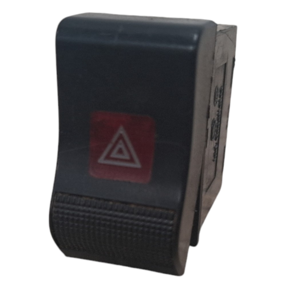 Botão Interruptor Pisca Alerta Santana 91 92 93 94 95 96 97 Preto 1