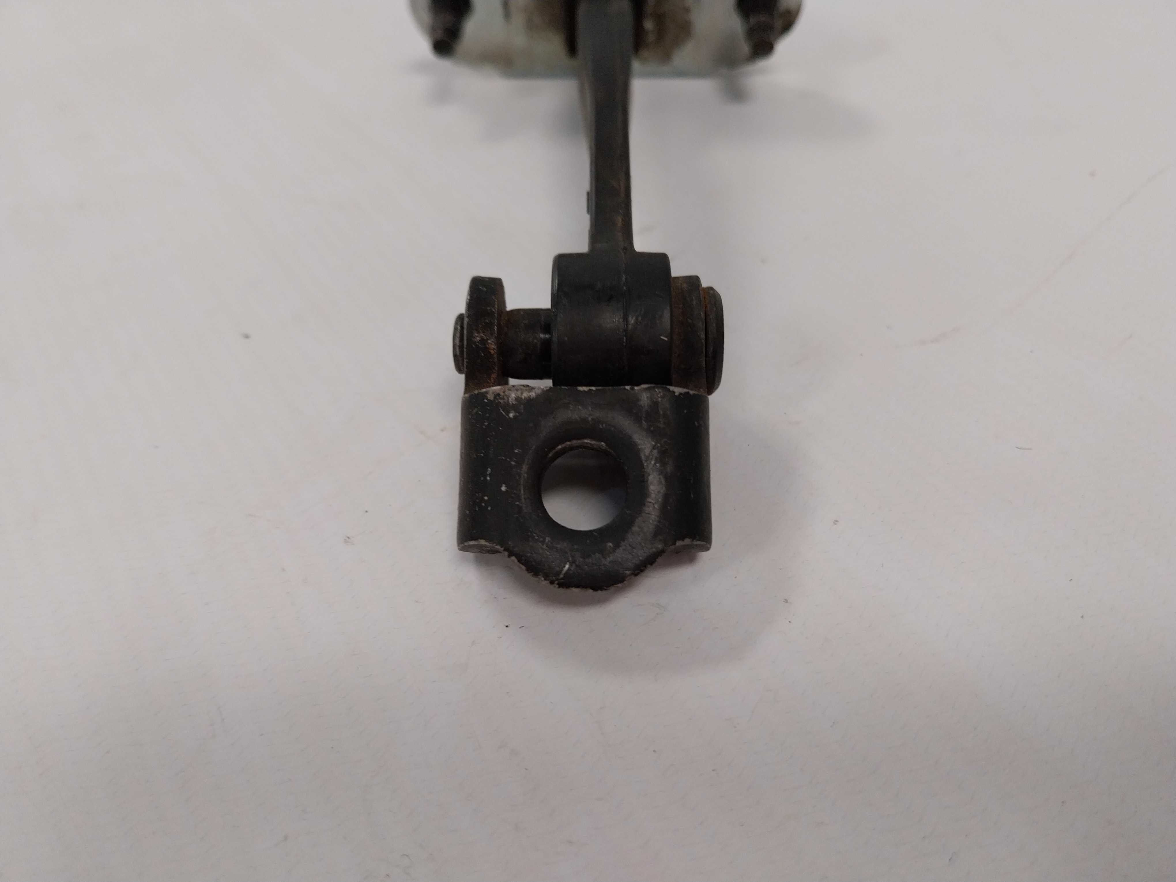 Limitador Traseiro Esquerdo Fiesta Rocam 2003 2010 2011 2014 3