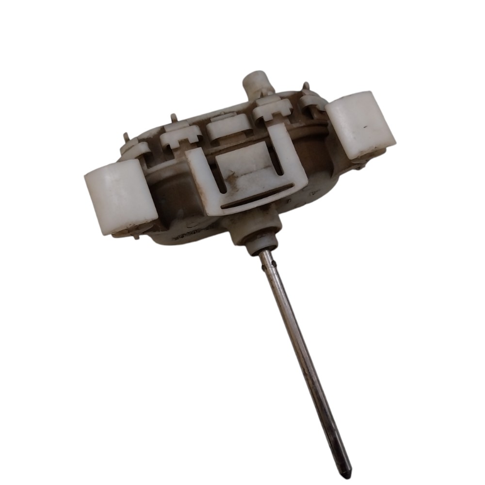 Trava Portinhola Tanque Audi A3 1.8 97 98 99 2000 2001 2006 3