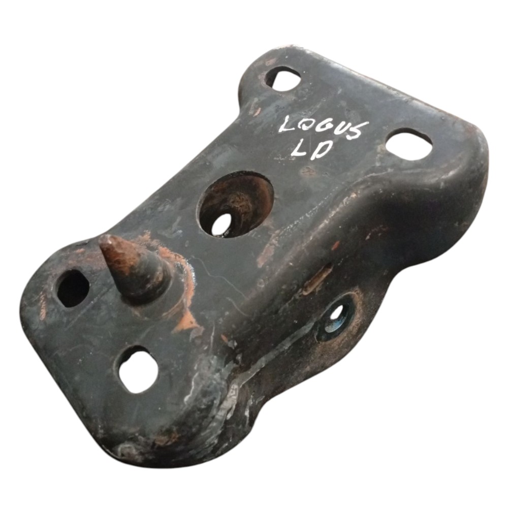 Suporte Eixo Traseiro Direito Escort Logus 95 96 97 98 2002 1