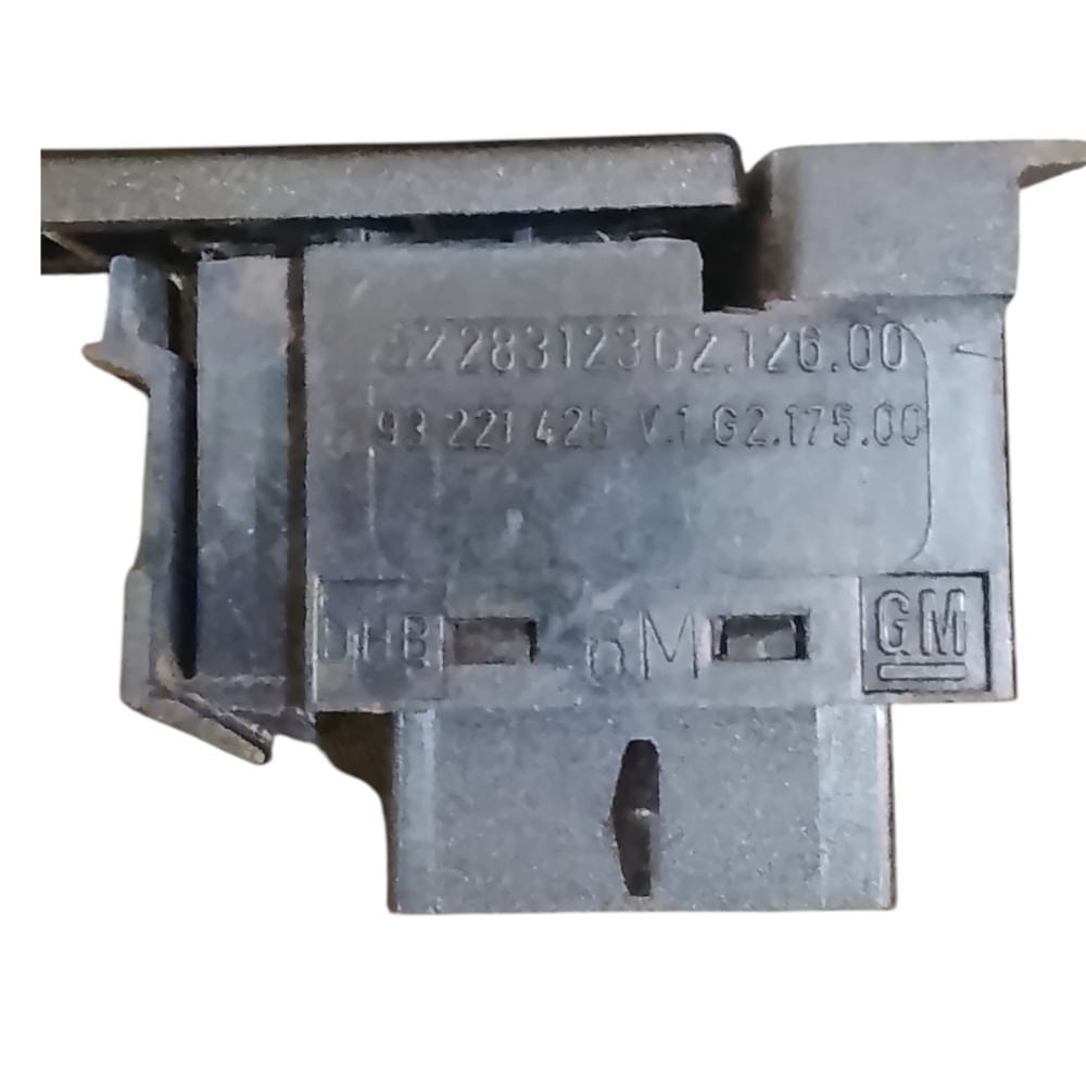 Botão Interruptor Desembaçador Kadett 89 90 91 92 93 94 A 97 6