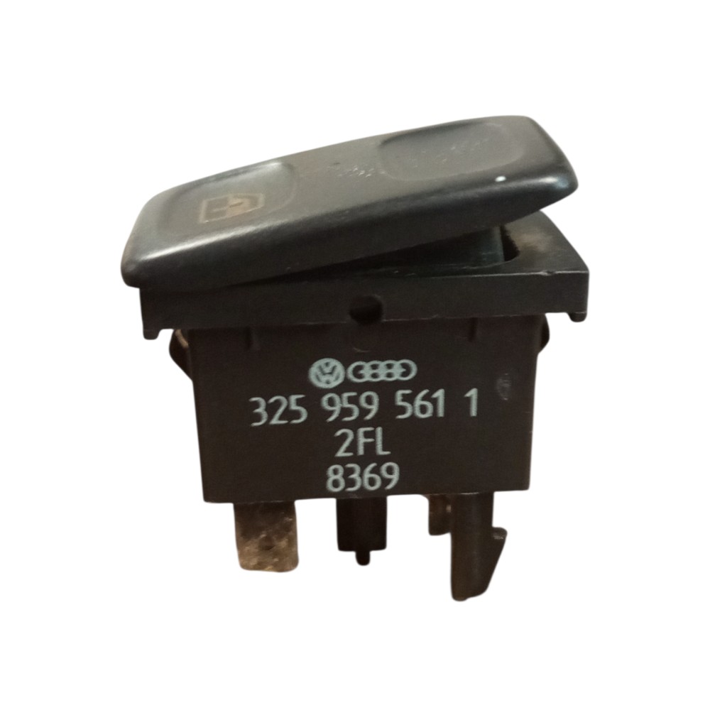 Botão Vidro Elétrico Traseiro Santana Quantum 92 93 94 95 98 4