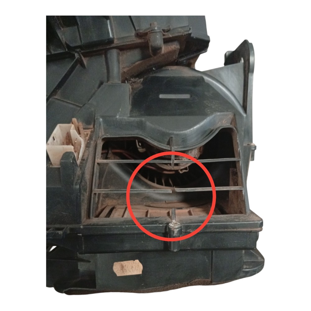 Caixa Evaporadora Ventilação Ar Quente Corsa 94 2001 Detalhe 2
