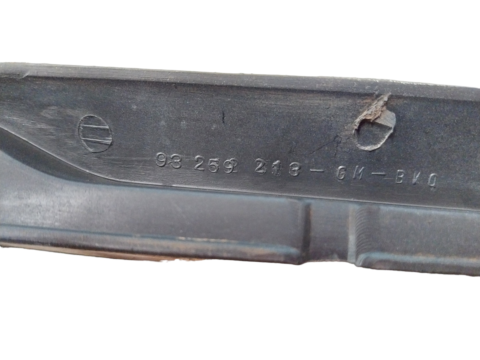 Moldura Fechadura Porta Malas Corsa Classic 96 A 2006 6