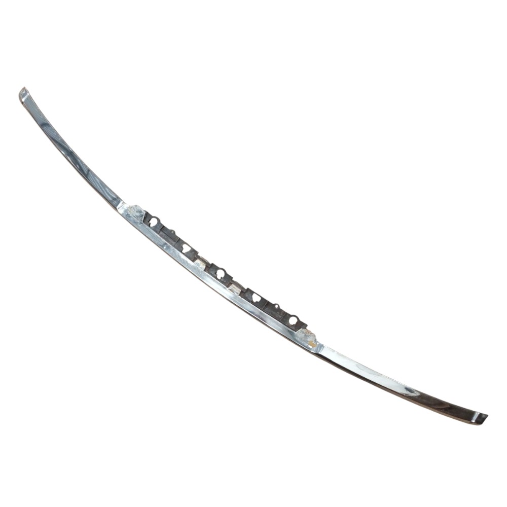 Friso Cromado Parachoque Dianteiro Omega 93 94 A 99 Detalhe Cromado