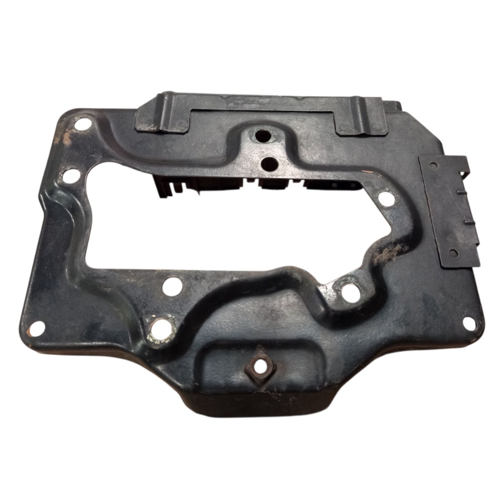 Suporte Caixa Bateria Fusível Vectra 97 98 99 2005 Detalhe 1