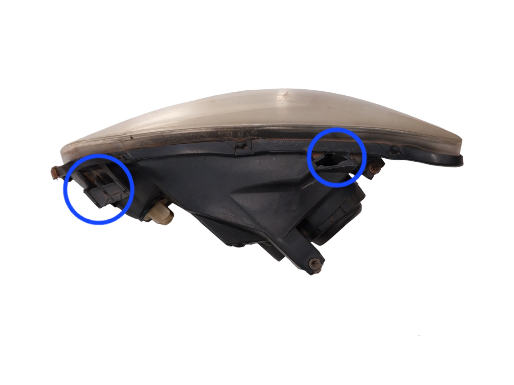Farol Direito Celta 2006 2007 2011 2012 13 2015 Para Reparo  Esquerdo 6