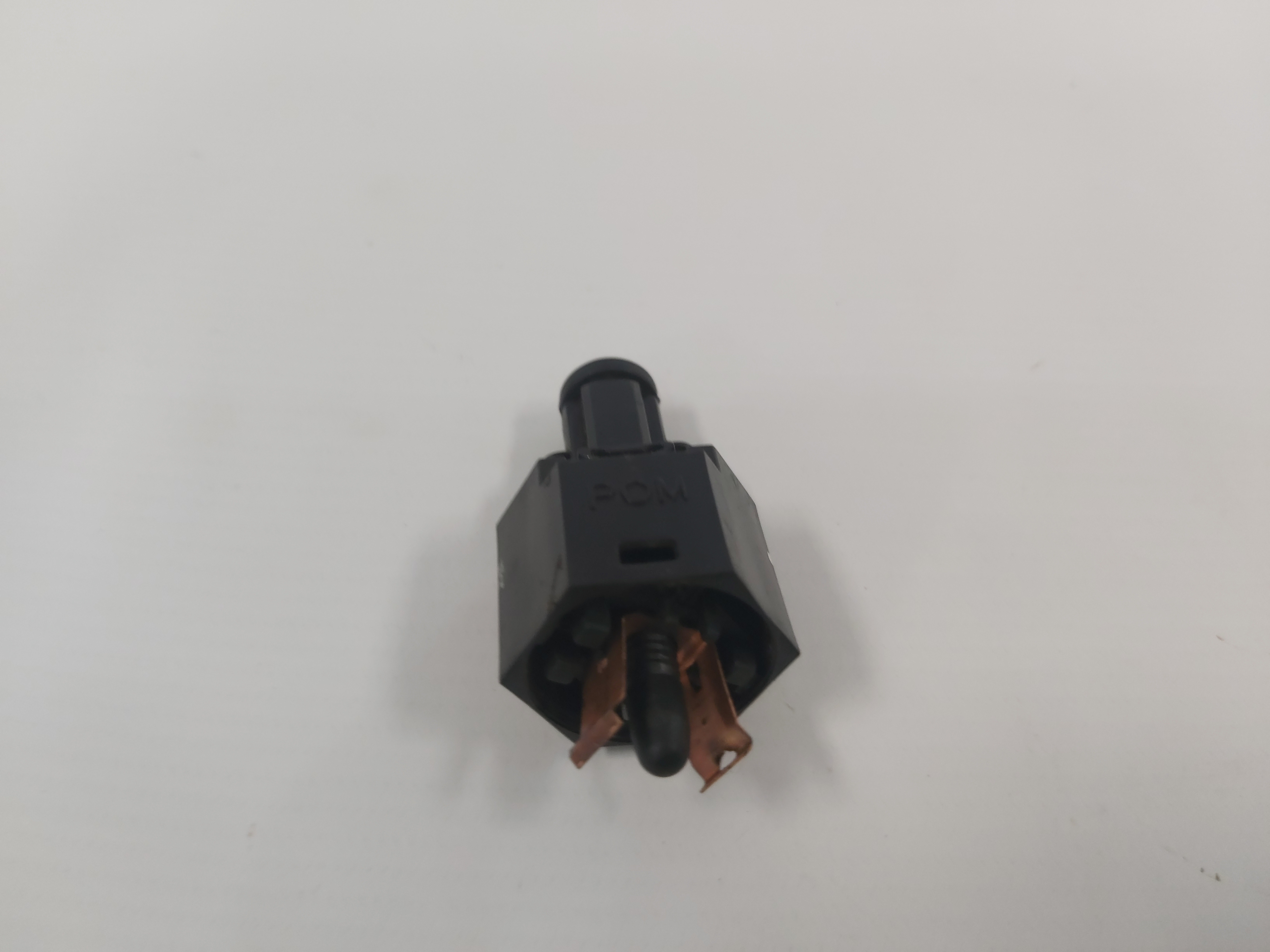 Interruptor Pedal Luz De Freio Gm Vectra 1997 A 2005 4