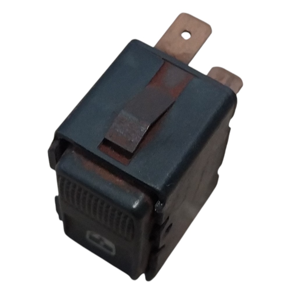 Botão Vidro Elétrico Santana Quantum 87 88 89 90 91 92 93 96 4