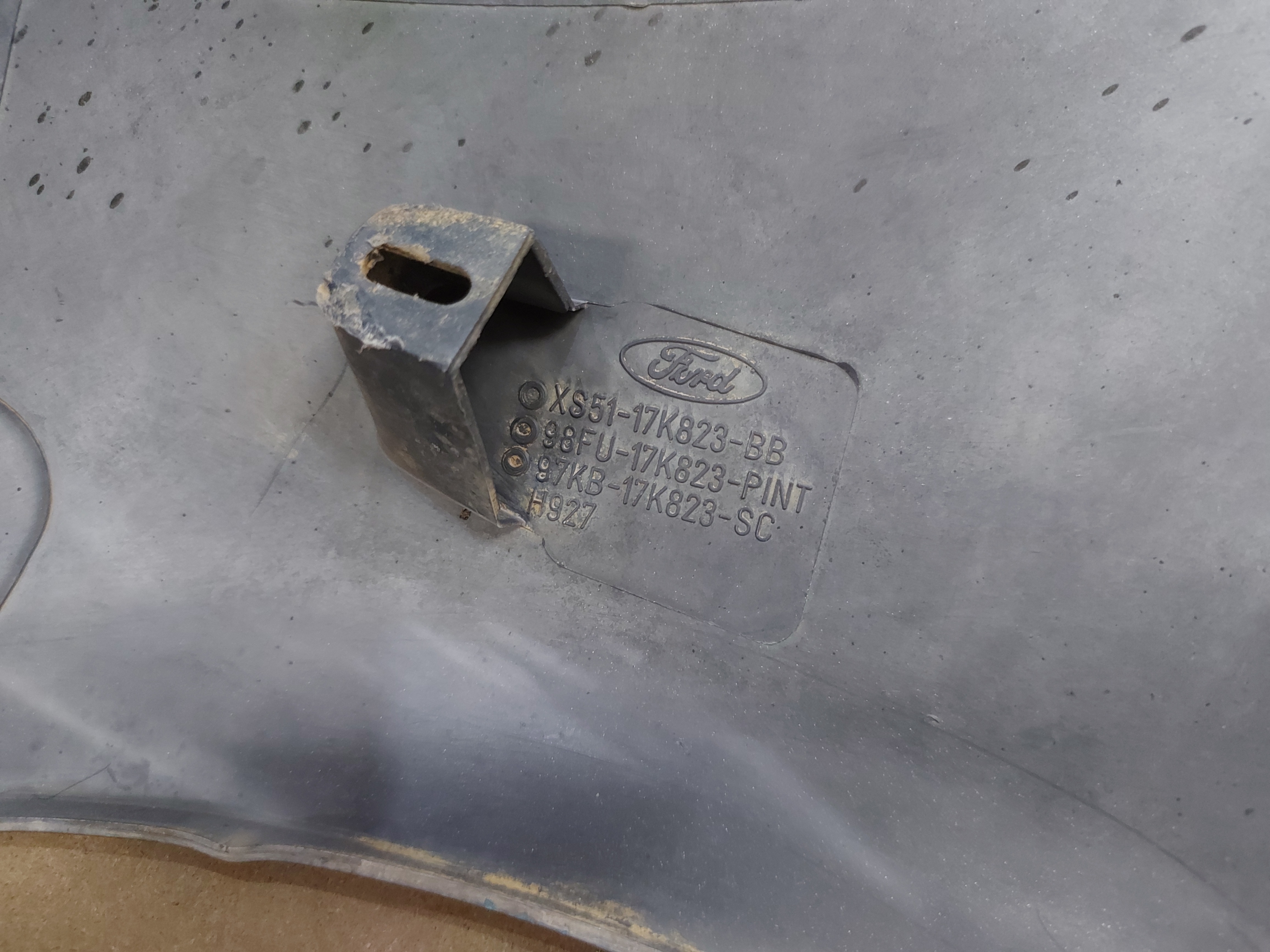 Paralama Parachoque Traseiro Esquerdo Ford Ka 1999 A 2003 10