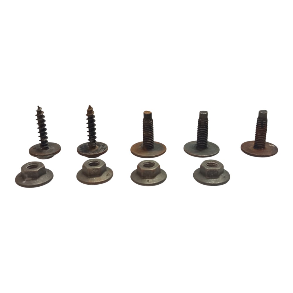 Parafusos Parachoque Traseiro Peugeot 206 99 2002 2003 2008 4