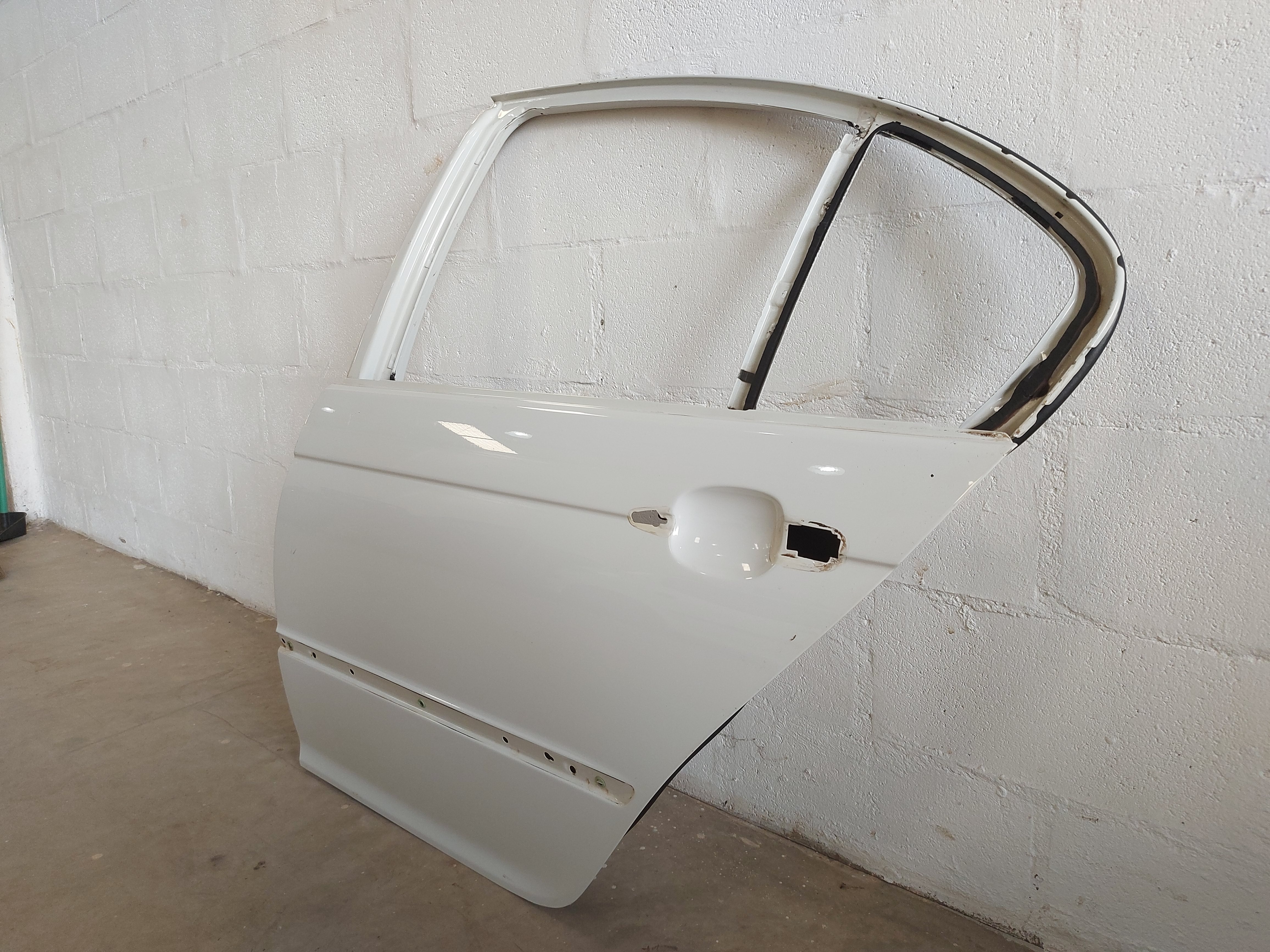 Porta Traseira Esquerda Bmw E46 330 328 325 323 320 Traseira Esquerdo Branco 2