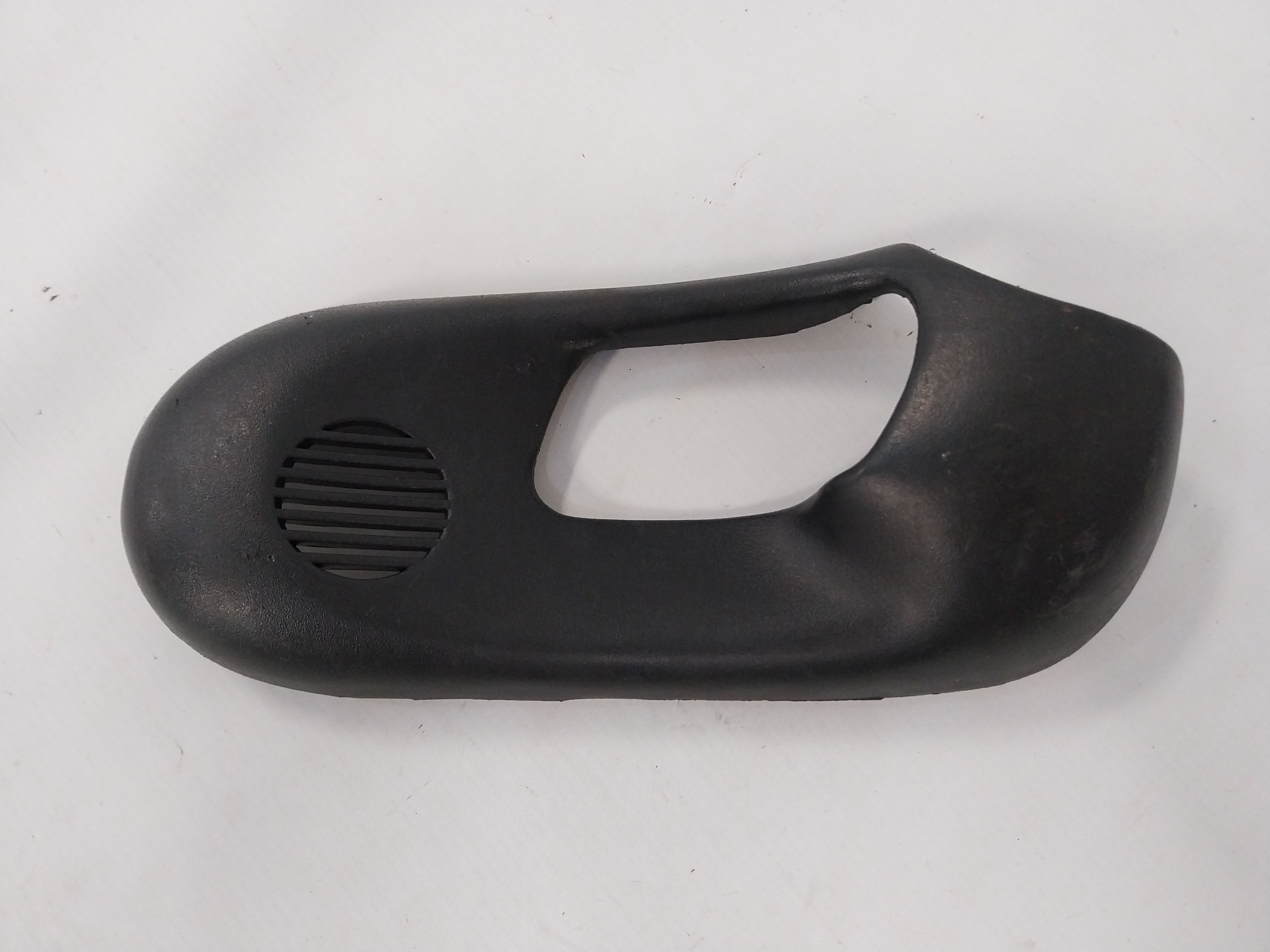 Moldura Maçaneta Dianteiro Esquerdo Corsa Classic 2009 A 15 Preto Dianteira