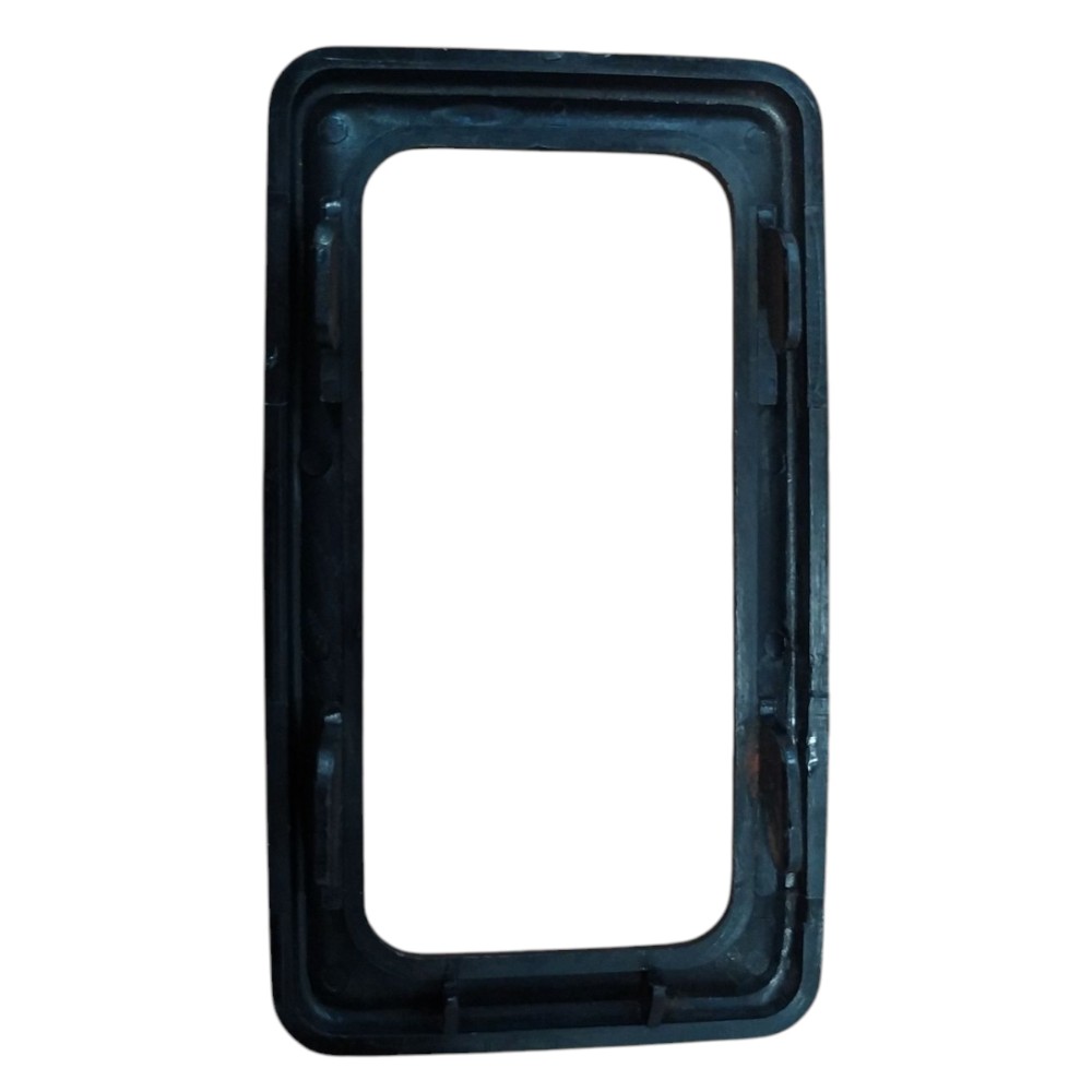 Moldura Maçaneta Interna Uno 95 96 97 98 99 2000 2001 A 2003 Preto Dianteira/traseira 2