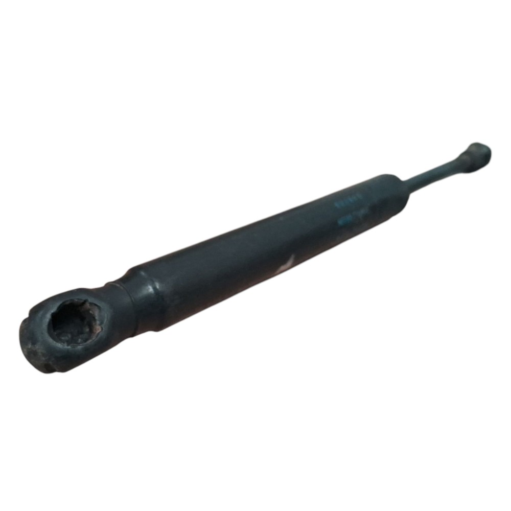 Amortecedor Tampa Traseira Vw Polo Sedan 2003 2004 2008 5