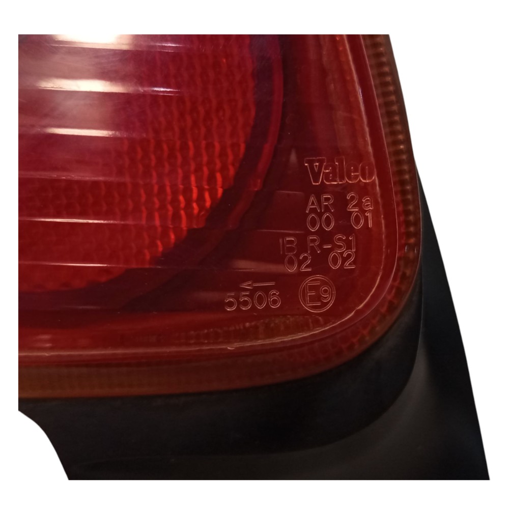 Lanterna Traseira Esquerda Peugeot 206 2001 A 2008 Detalhe Esquerdo/motorista Vermelho 6