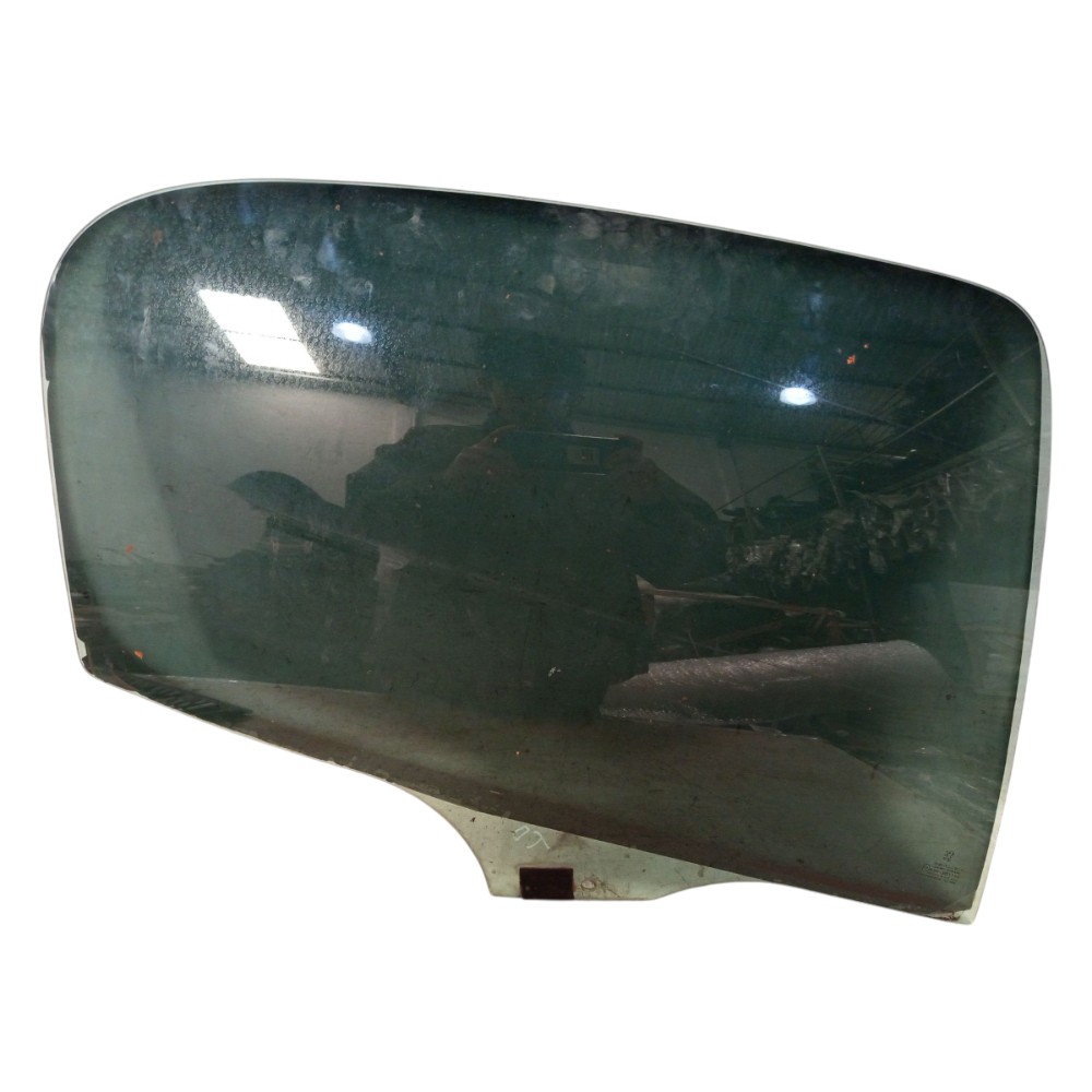 Vidro Porta Traseira Direita Peugeot 206 2001 2002 2003 2008